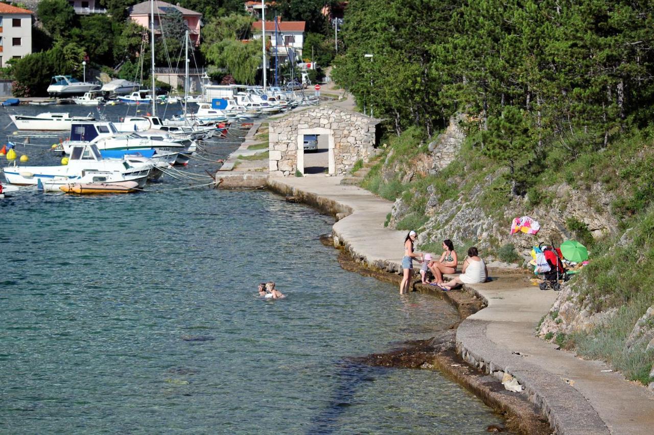 Apartments With A Parking Space Jadranovo, Crikvenica - 5533 Exterior photo